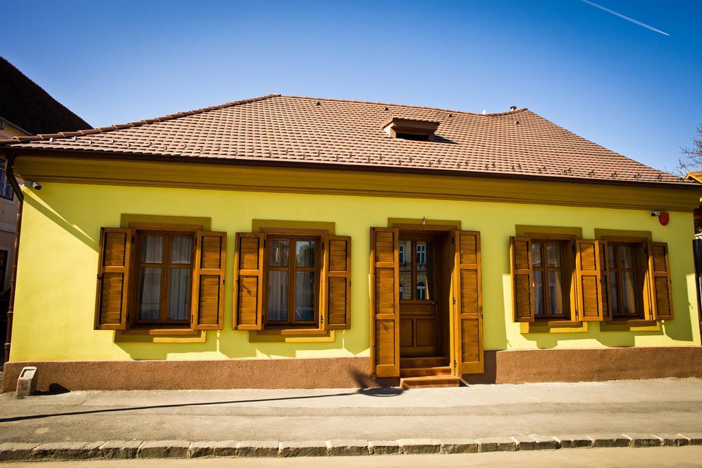 Pensiunea Kant Sibiu Esterno foto